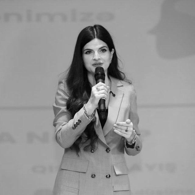 Recognizing Coaching Mastery: Kamala Guluzade Awarded at Millionaire Concept Gala