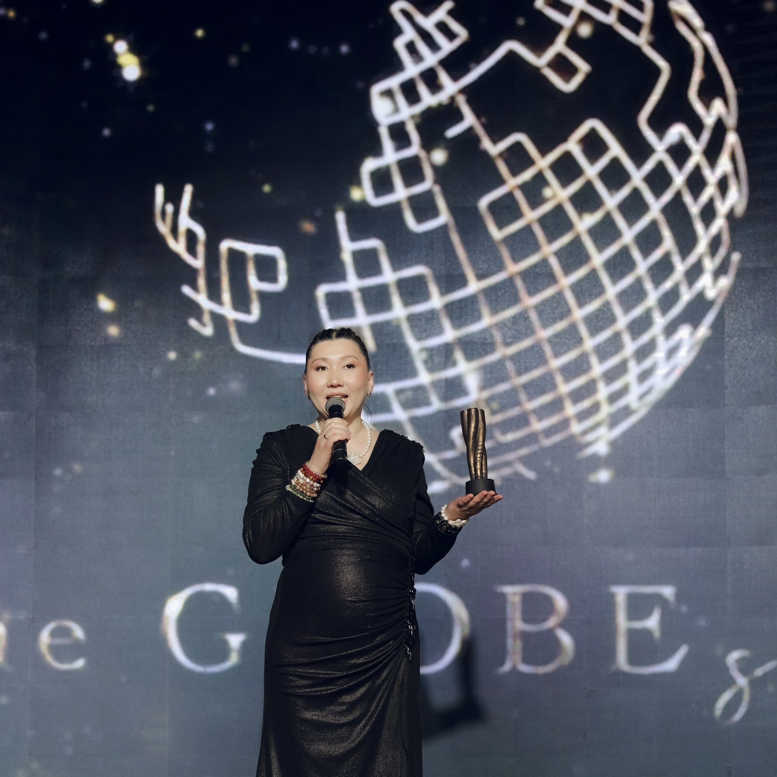 Cholpon Abdyzhalieva &ndash; Businesswoman of the Year and PR Industry Leader at The Globe Gala.