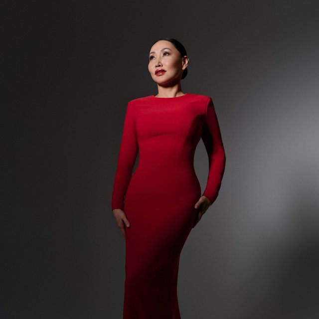 Meditation is an ancient way of achieving spiritual peace. This style is also widely used in modern psychotherapy. 